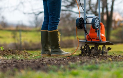 Як вибрати культиватор для дачі: електричний, бензиновий чи ручний
