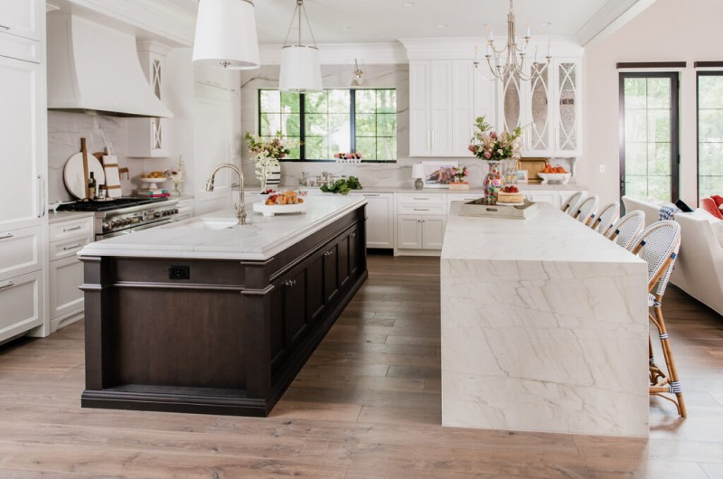 11. Подвійний Кухонний Острів